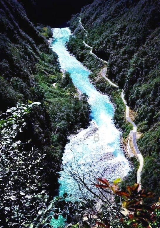程晓玥回澳洲婆家度假，9个月胖豆近状曝光，与父亲首次体验游泳